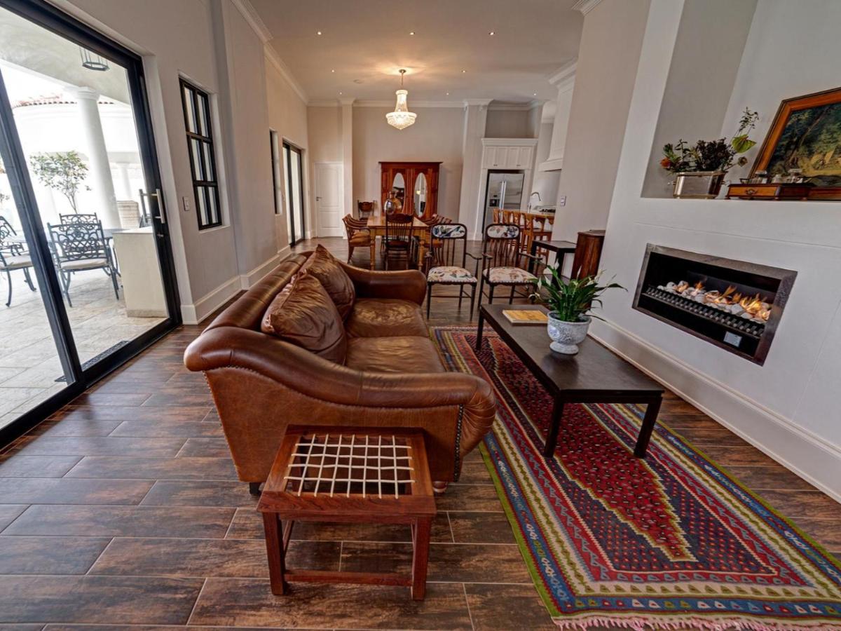 Lagoon Suites Guesthouse Cc Walvis Bay Esterno foto